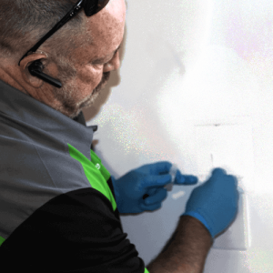 Dunrite Steve Conducting Meth Testing